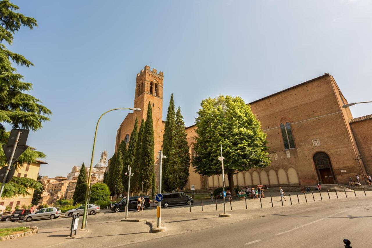 Albergo Chiusarelli Siena Exterior foto